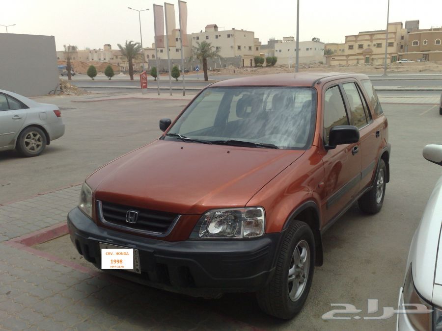 للبيع جيب هوندا CRV 1998 نظيفة جدا لونها برون