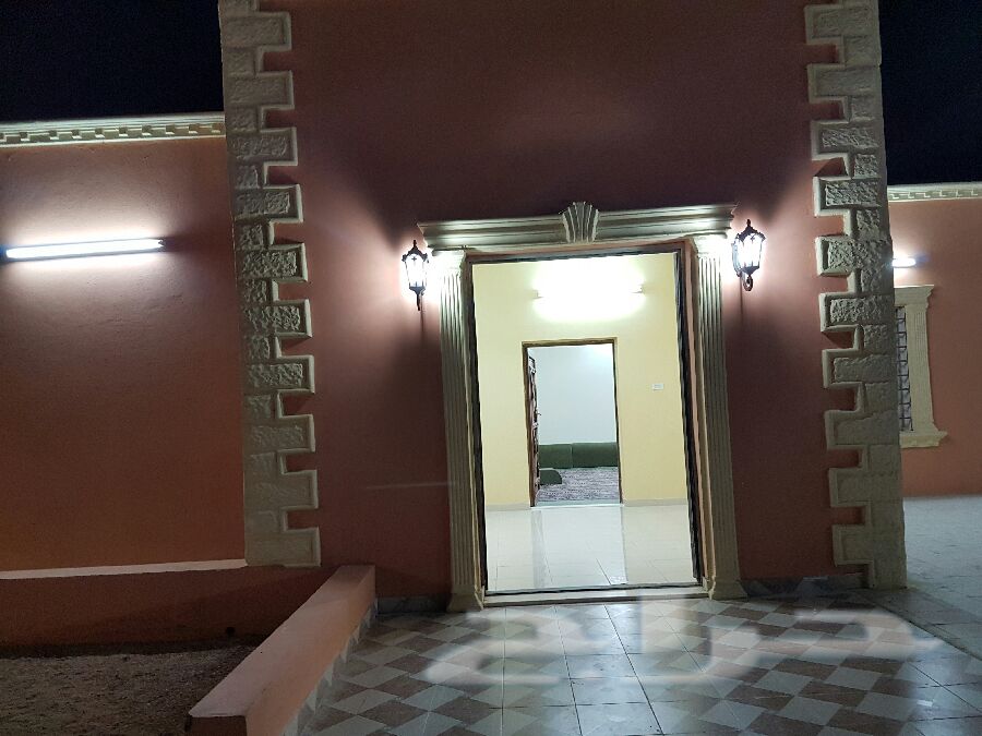 استراحة الصالحيه للايجار ( يوجد مسبح )