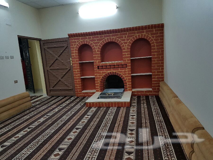 استراحة الصالحيه للايجار ( يوجد مسبح )