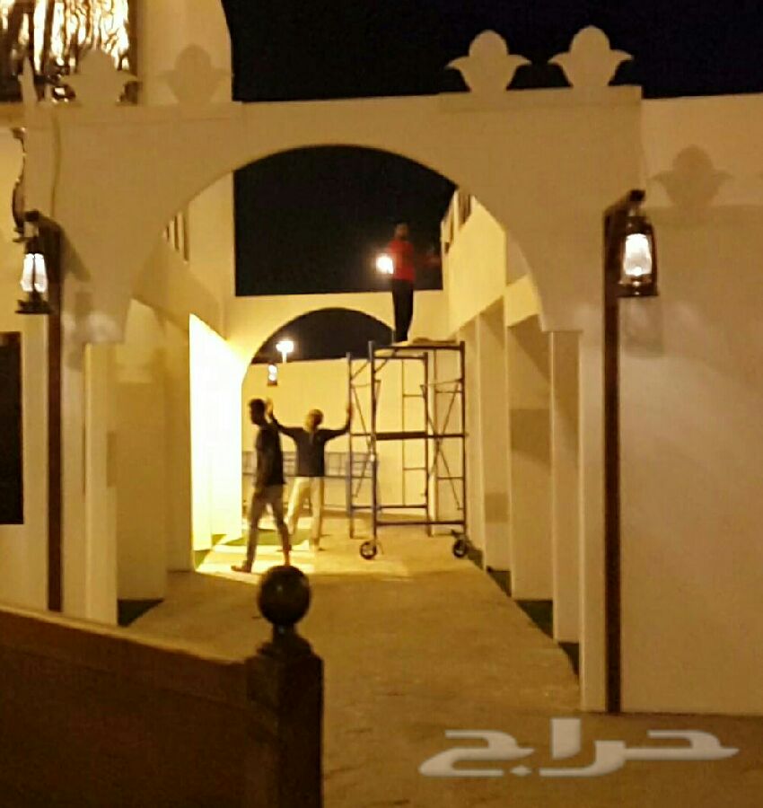 لتنفيذ اعمال قواطع جبسية وسقف المستعأر مكة