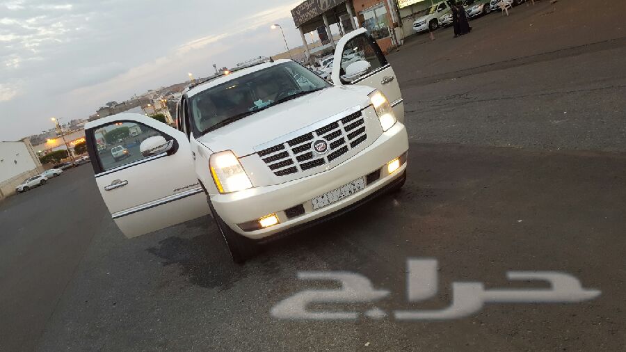 كاديلاك اسكاليد امريكي