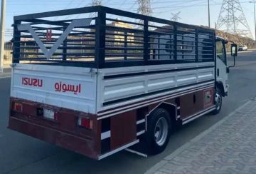 نقل اثاث نقل عفش دينه توصيل مشاوير في الرياض 2 نقل اثاث نقل عفش دينه توصيل مشاوير في الرياض 1